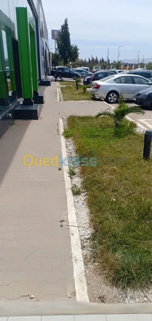 ENTREPRISE  NETTOYAGE  INDUSTRIEL 