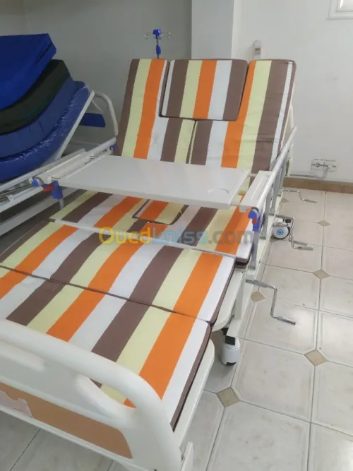 Lit D'hôpital Médical AVEC LA Toilette