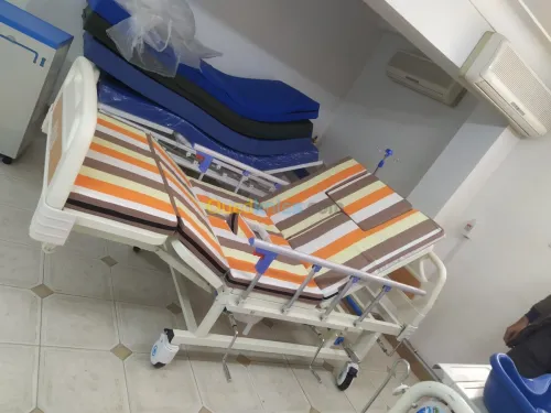 Lit D'hôpital Médical AVEC LA Toilette