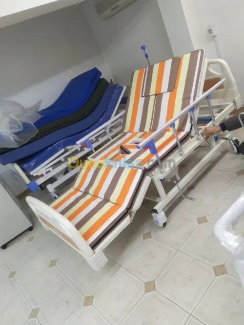 Lit D'hôpital Médical AVEC LA Toilette