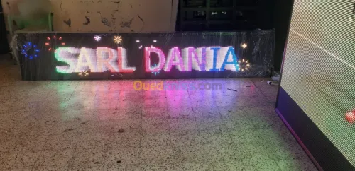 Panneau d'affichage LED شاشات اشهارية