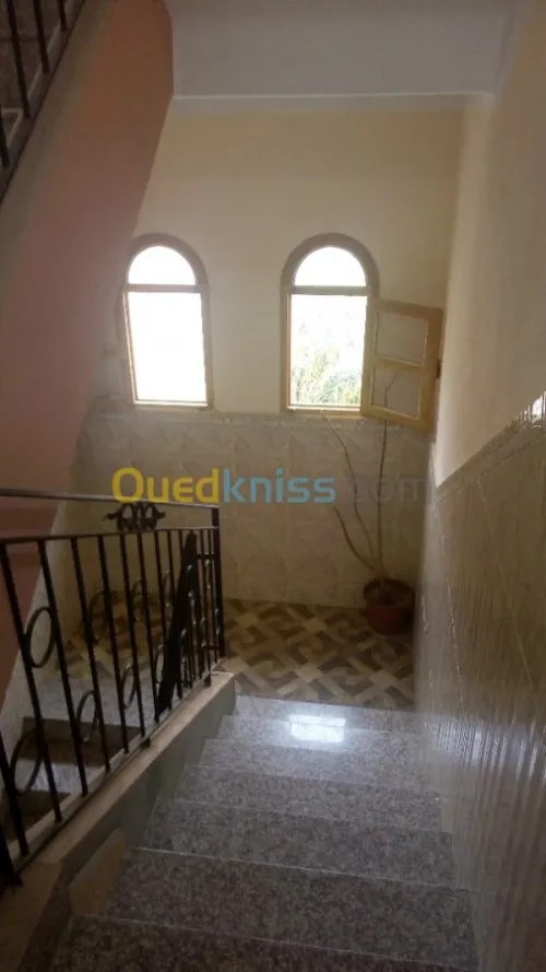Location Niveau De Villa F3 Alger Bordj el kiffan