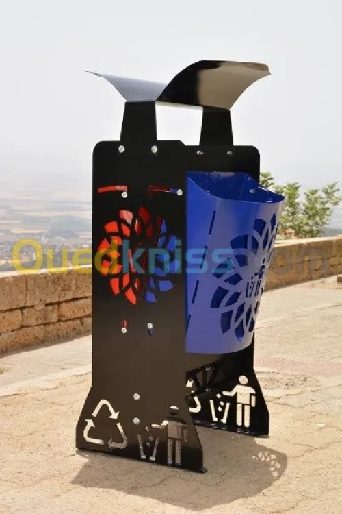 Bancs et Poubelles Publics