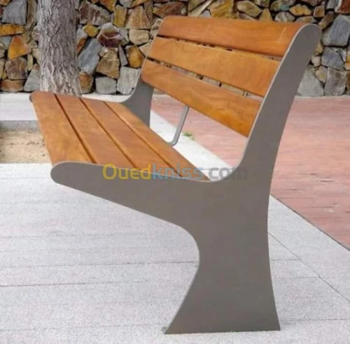 Bancs et Poubelles Publics