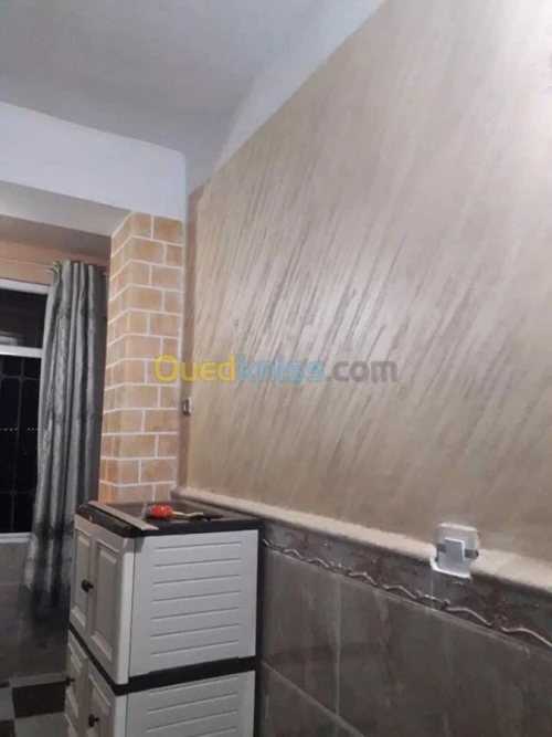 Peintre  plafond pvc