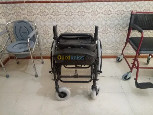FAUTEUIL ROULANT LUXE CONFORT