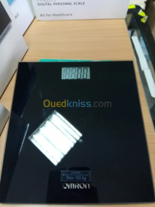 pèse personne électronique ☆☆ OMRON ☆☆