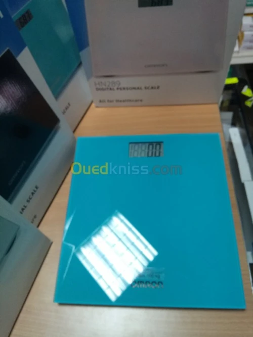 pèse personne électronique ☆☆ OMRON ☆☆