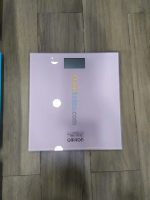 pèse personne électronique ☆☆ OMRON ☆☆