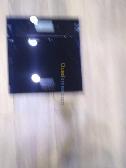 pèse personne électronique ☆☆ OMRON ☆☆