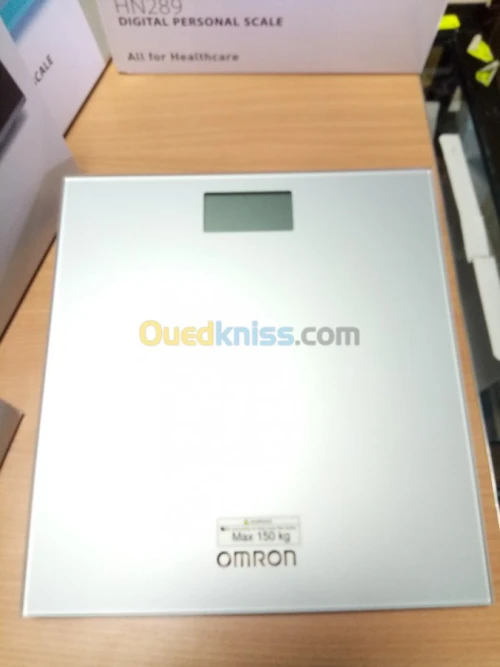 pèse personne électronique ☆☆ OMRON ☆☆