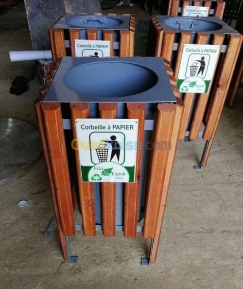 Bancs et Poubelles Public