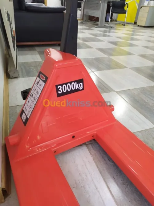 HELI  CHARIOT ELEVATEUR 