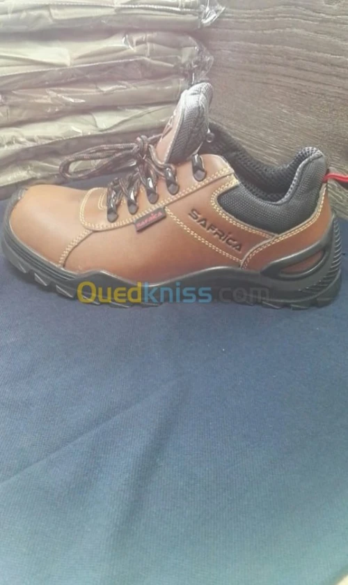 Chaussure de travail et de sécurité