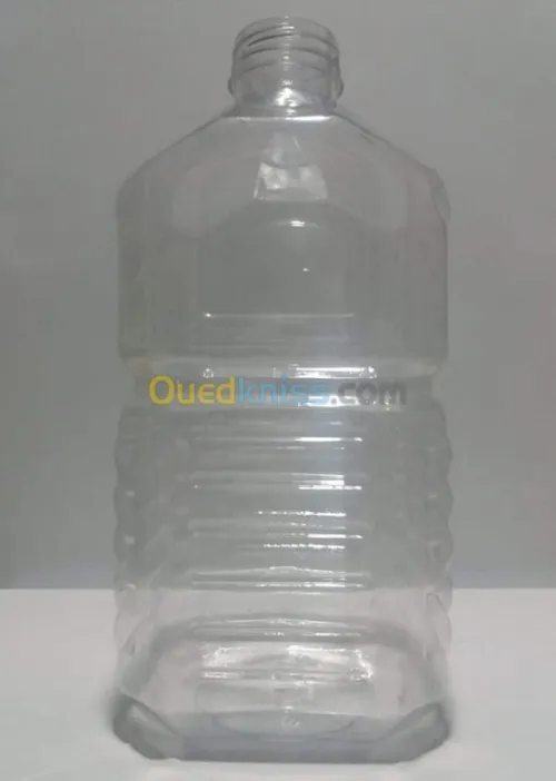Fabrications des produits en plastique