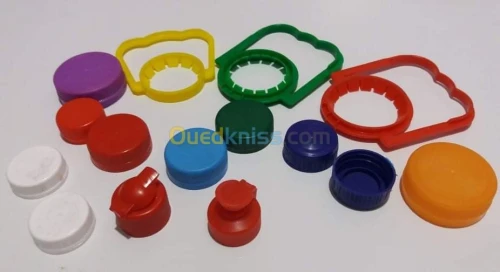 Fabrications des produits en plastique