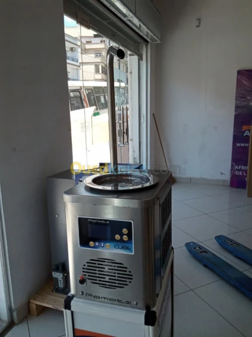 FONTAINE A CHOCOLAT CUBE