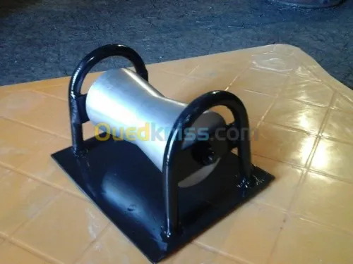 DÉROULEUSE DE CÂBLE ET FIBRE OPTIQUE 