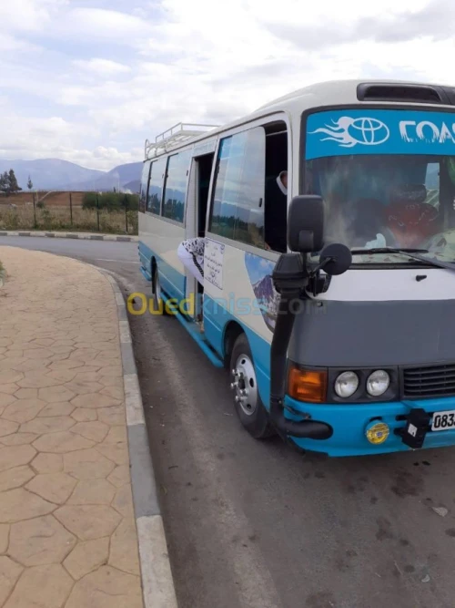 Location de bus Toyota coaster