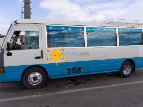 Location de bus Toyota coaster