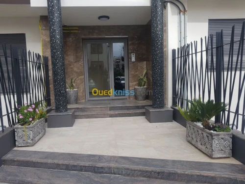 Location Appartement F4 Alger Said hamdine