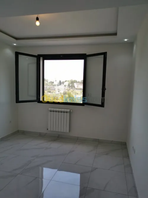 Location Appartement F4 Alger Said hamdine