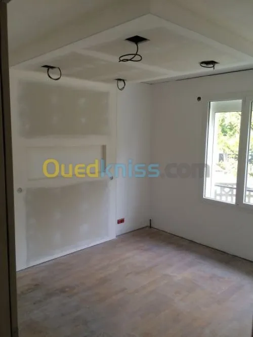Décoration et habillage intérieur 