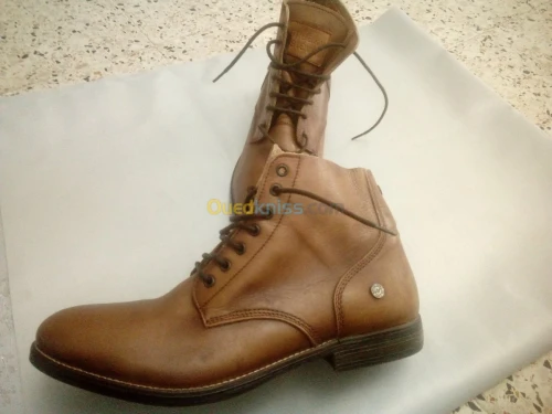 Chaussure neuf