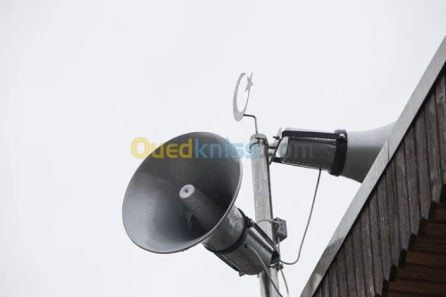 تجهيز و تركيب  نظام الصوت  في المساجد