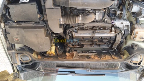 Peugeot 407 2004 2.0L 140 ch 16v 10 cv