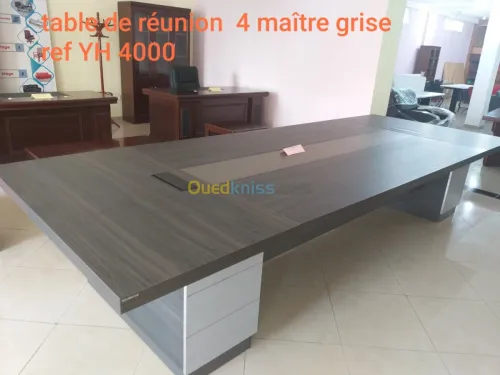 Mobilier de bureau et siegeries