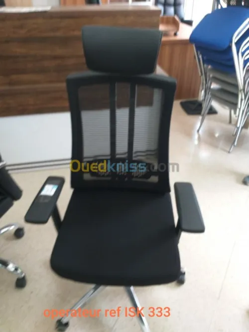 Mobilier de bureau et siegeries