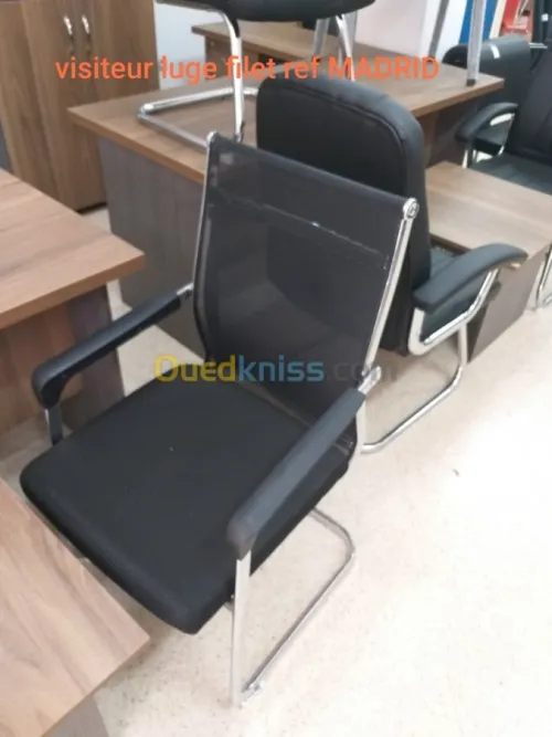 Mobilier de bureau et siegeries