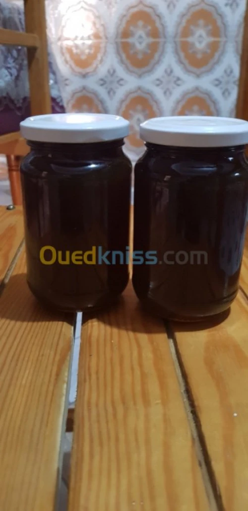 بيع جميع انواع العسل وحبوب اللقاح