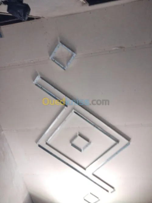Placo plate et PVC 