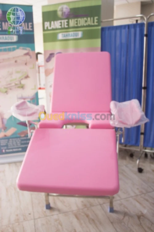 Table gynécologique (table d'examen )