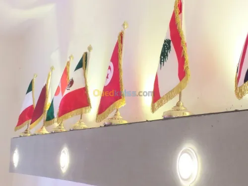 drapeaux national, internationales et personnalisé 