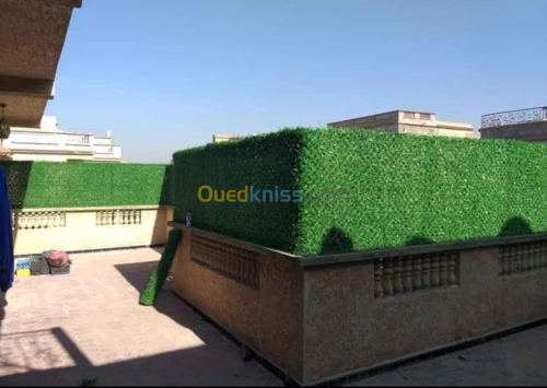 Gazon grillagé synthétique