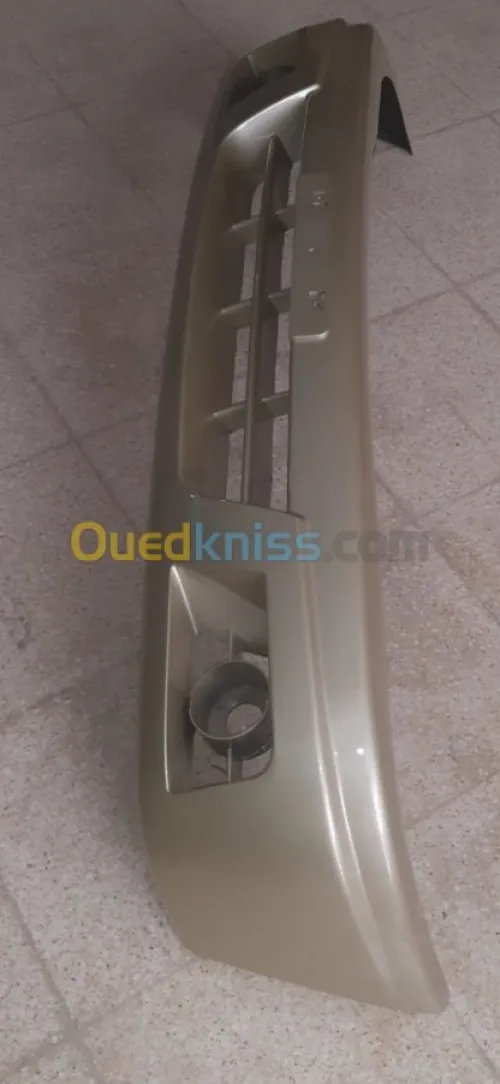 PARE CHOC AVANT DFAC 1022