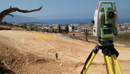 طوبوغراف topographe