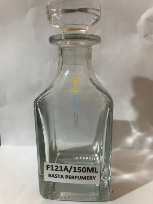 Bouteille de parfum 