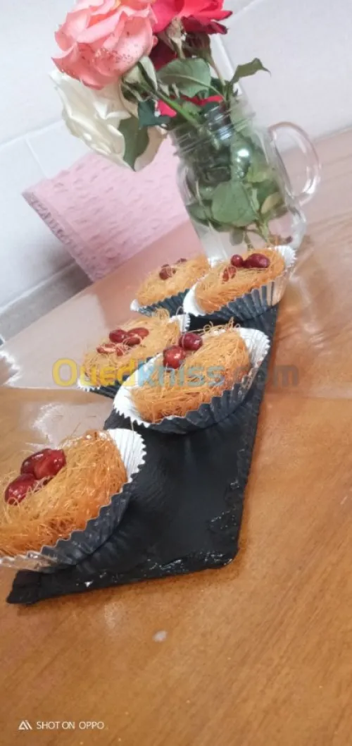 خبز والحلويات