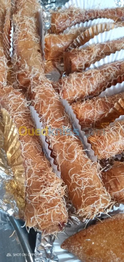 خبز والحلويات