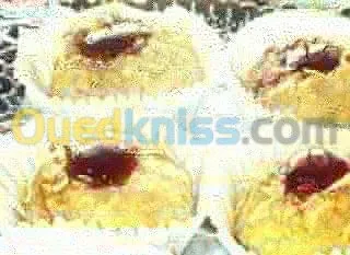 خبز والحلويات