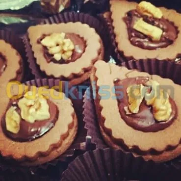 خبز والحلويات