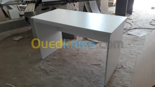 Fabricant de bureau surmesure 