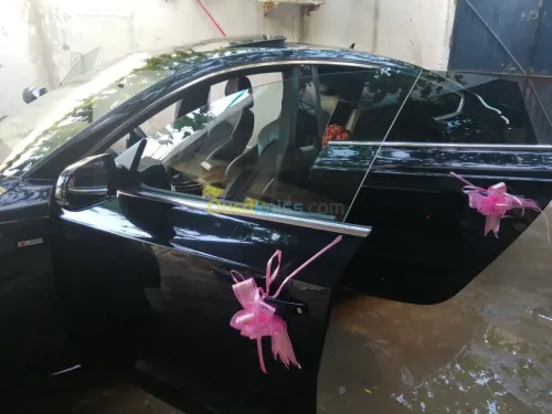 Loacation voitures pour mariage.