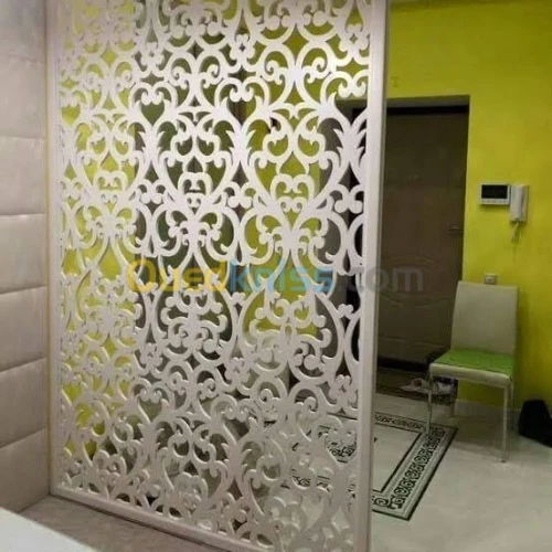 Décoration et découpe Forex 