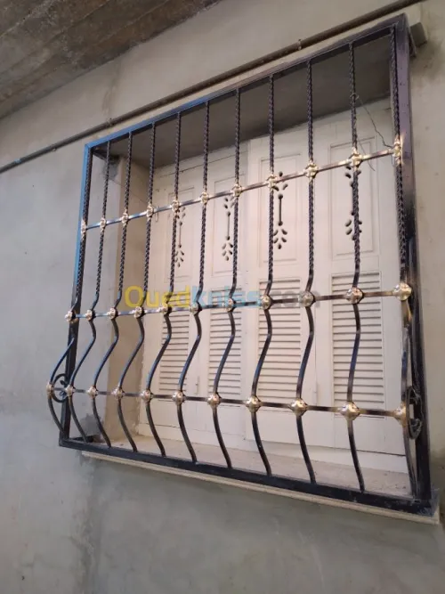 Serrurier, soudeur ,ferronnier