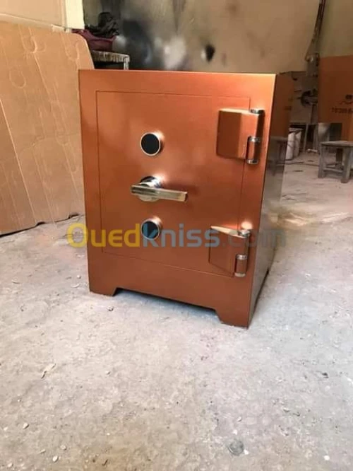 خزائن حديدية جيدة ووفق طلب الزبون